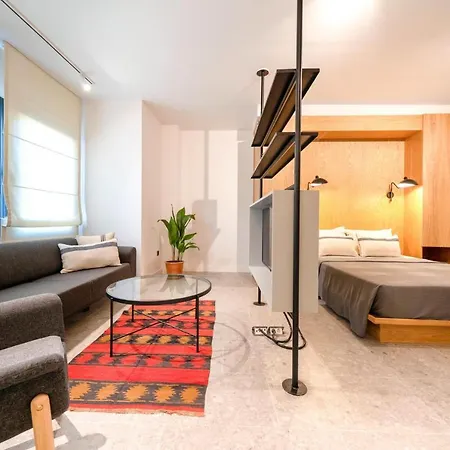 Lejlighed Epocasa / Stylish Seafront Suites *