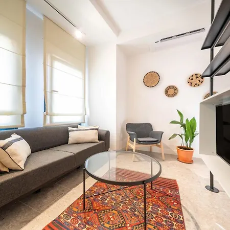 Apartment Epocasa / Stylish Seafront Suites